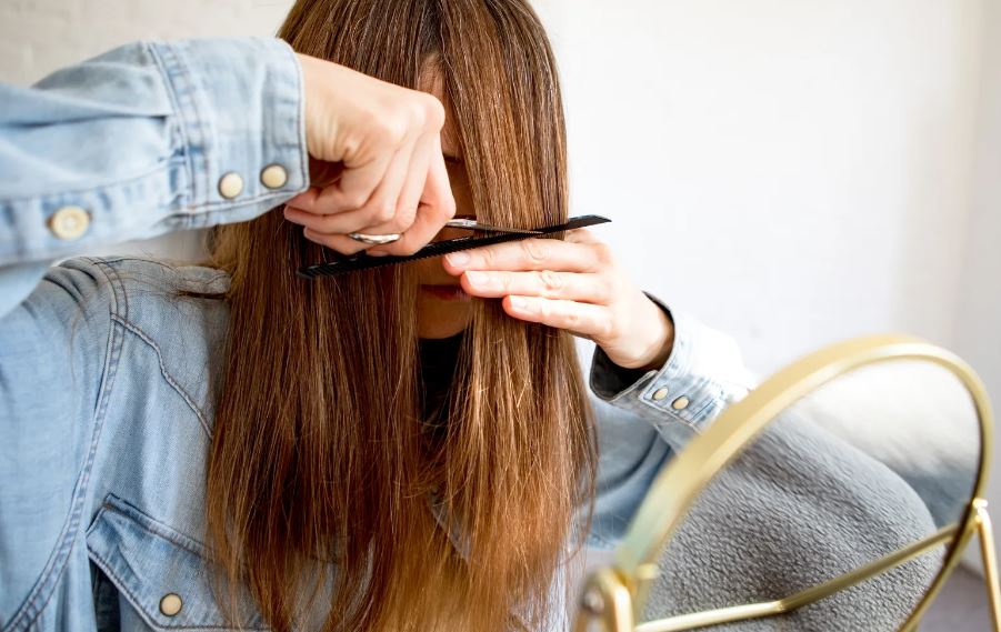 Lange Haare schneiden – Alles, was Sie wissen müssen